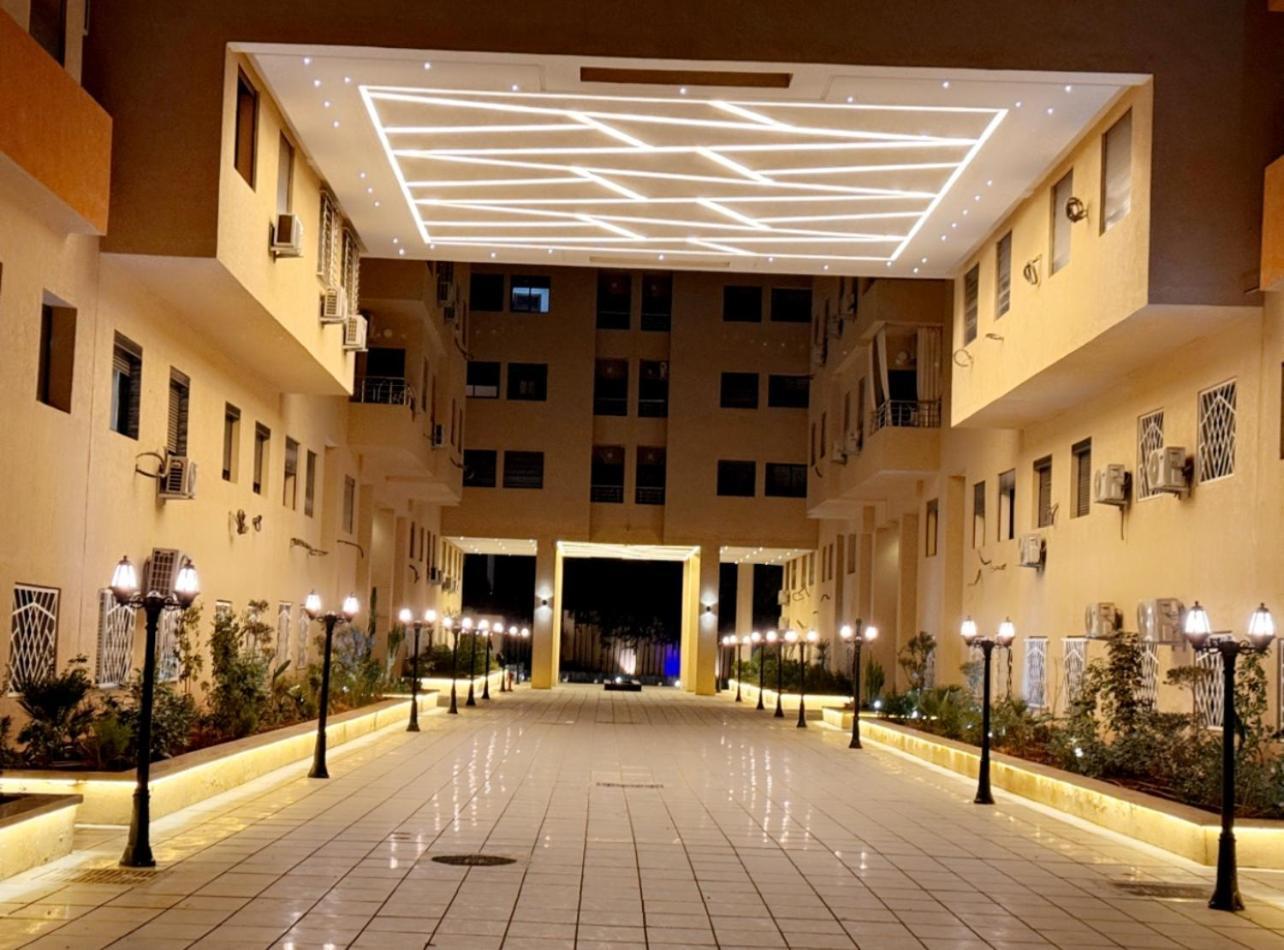 3 Avec Piscine Appartement